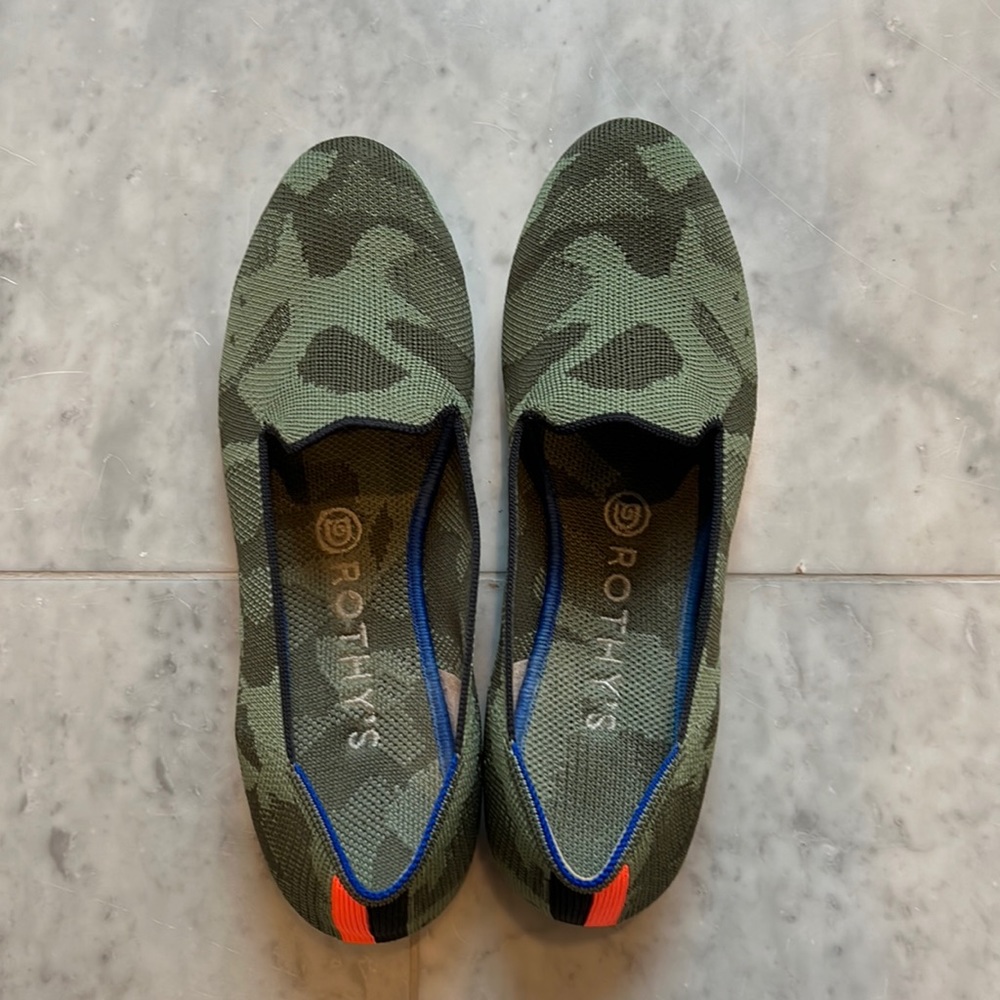 Camp loafers from Rothy’s in EXCELLENT condition.